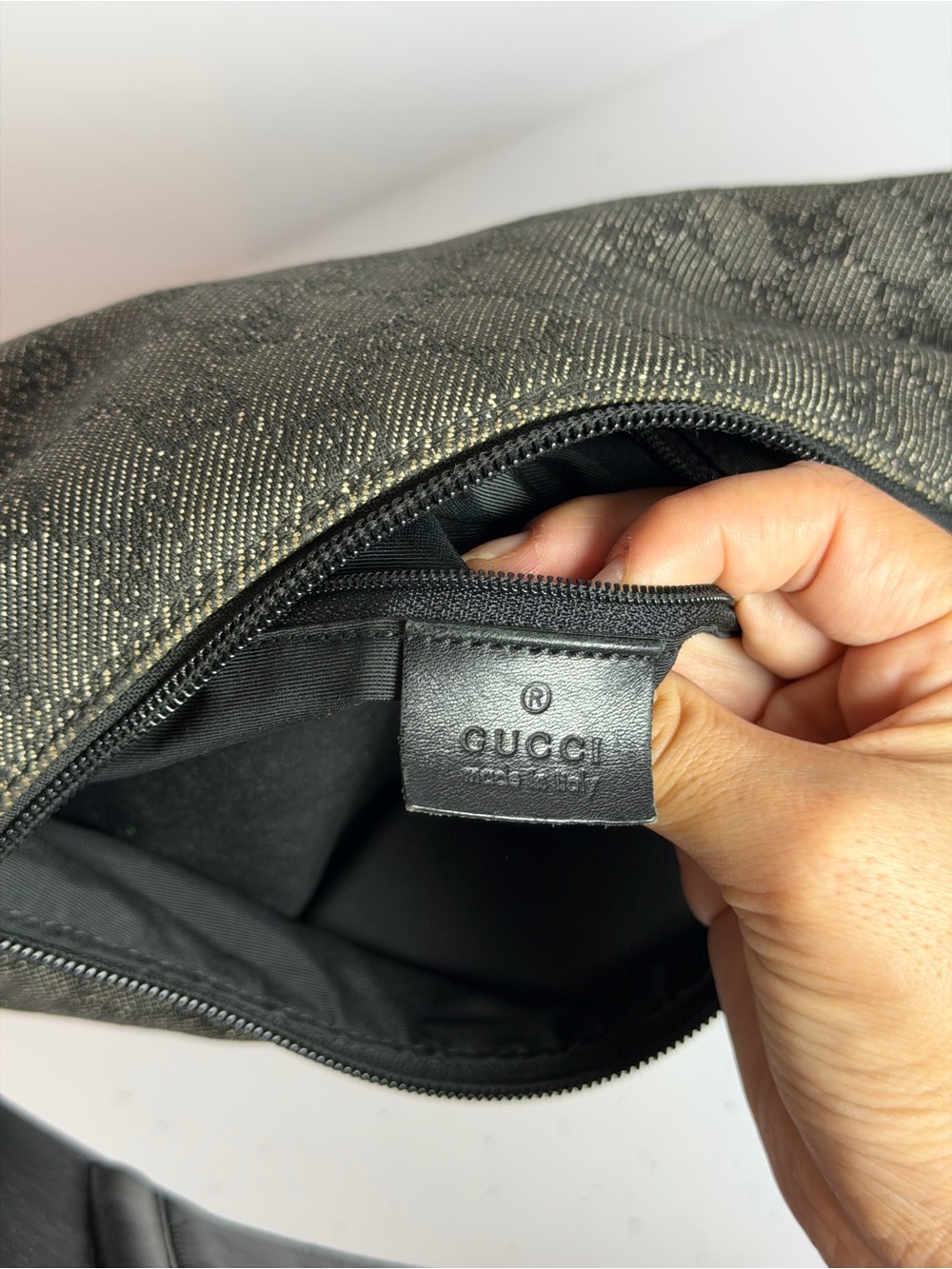 Gucci Y2K GG Monogram Canvas Denim Mini Baguette Style Shoulder Bag - Picture 11 of 16